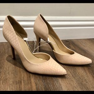 Merona Lainee Blush faux leather pump